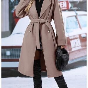 Women’s lapel collar double breasted wool blend Coat